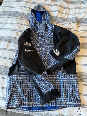 Supreme x The North Face Blue Black Patterned Performance Jacket